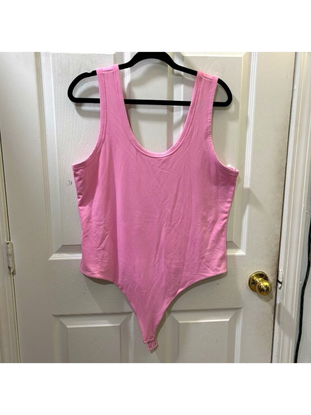 nuuds  seamless scoop tank Bodysuit soft stretchy bubblegum pink  XXL